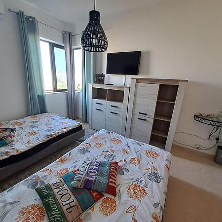Sunshine Court Budget St. Paul's Bay Bagian luar foto