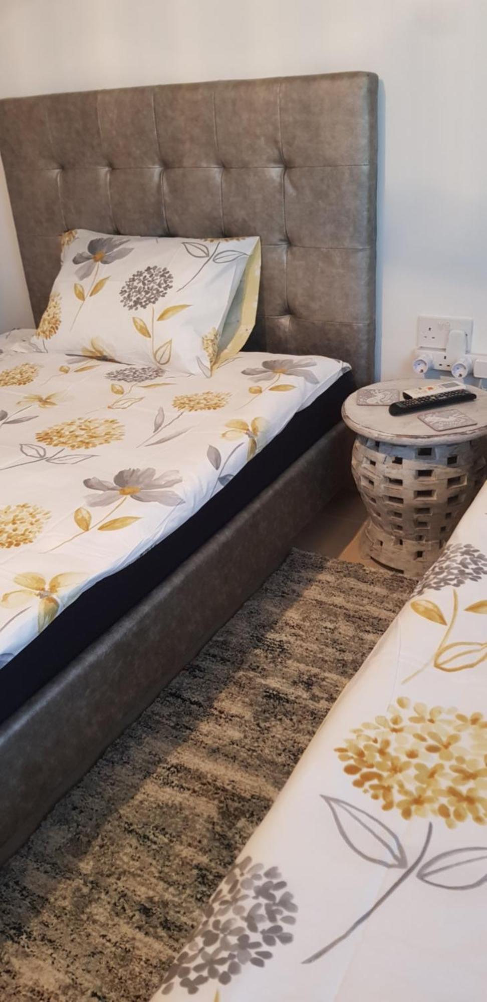 Sunshine Court Budget St. Paul's Bay Bagian luar foto