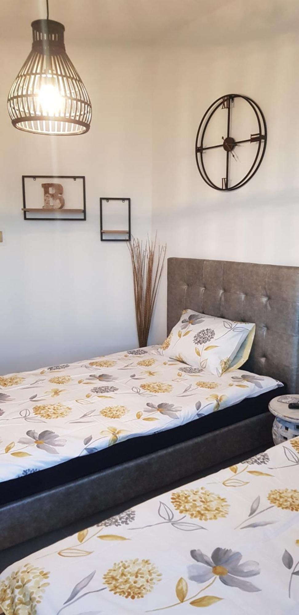 Sunshine Court Budget St. Paul's Bay Bagian luar foto