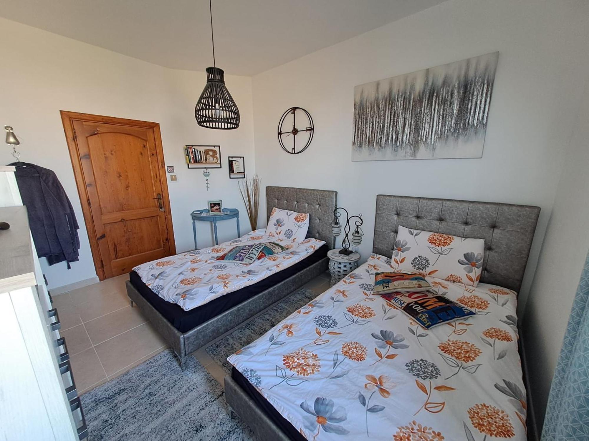 Sunshine Court Budget St. Paul's Bay Bagian luar foto
